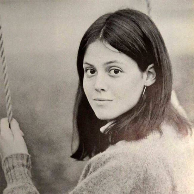 sigourney weaver rare photo